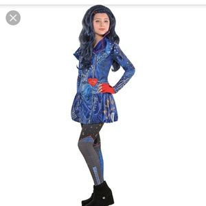 Evie Descendants 2 Costume